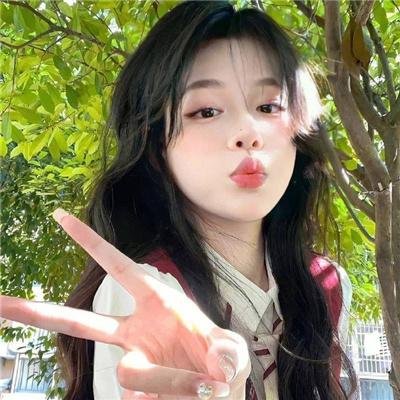 湖泊上的日出