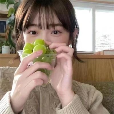 抢枕头